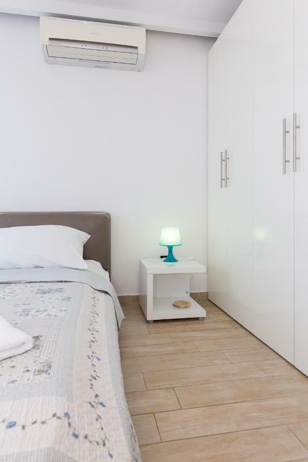 Apartments & Rooms Ddd2 Baska  Exterior photo